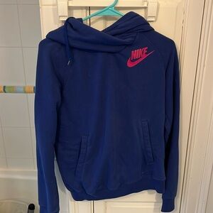 Nike Women Sweatshirt